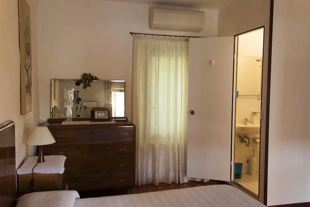 Il Vigneto Affittacamere Manerba del Garda Gospodarstwo wiejskie